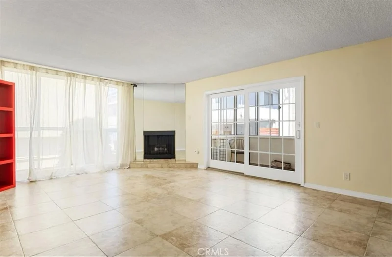 1127 10th Street 104, Santa Monica, CA 90403