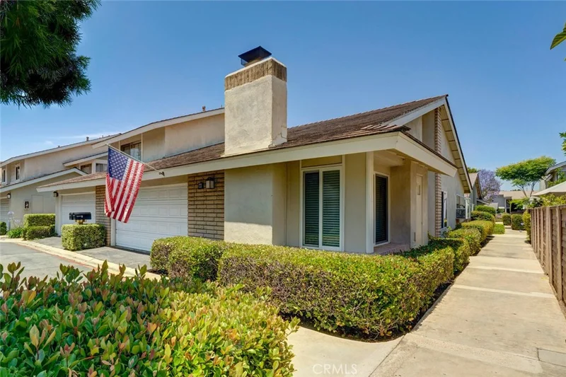 10 Glenhurst 37, Irvine, CA 92604