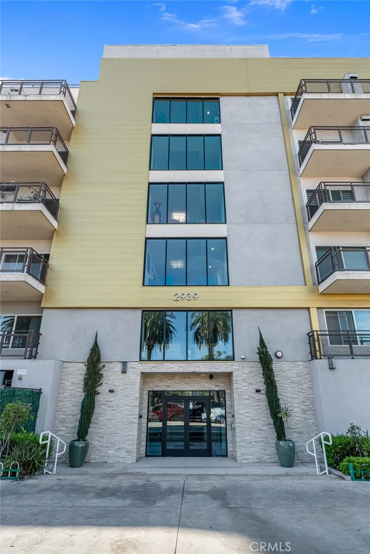 2939 Leeward Avenue 309, Los Angeles, CA 90005