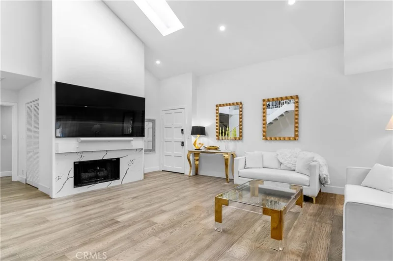 456 E San Jose Avenue C, Burbank, CA 91501