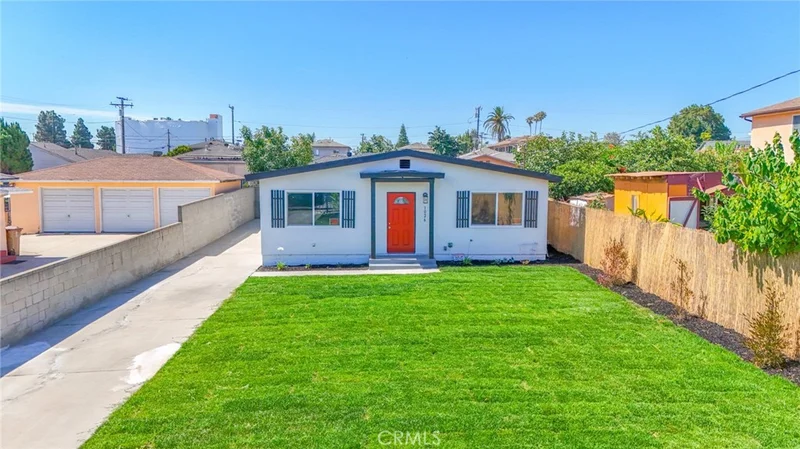 1026 W 109th Street, Los Angeles, CA 90044