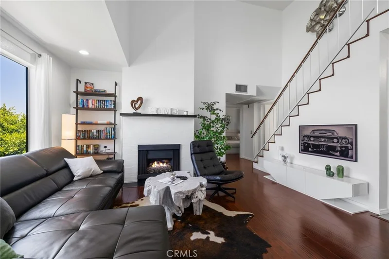 1237 E 6th Street 306, Long Beach, CA 90802