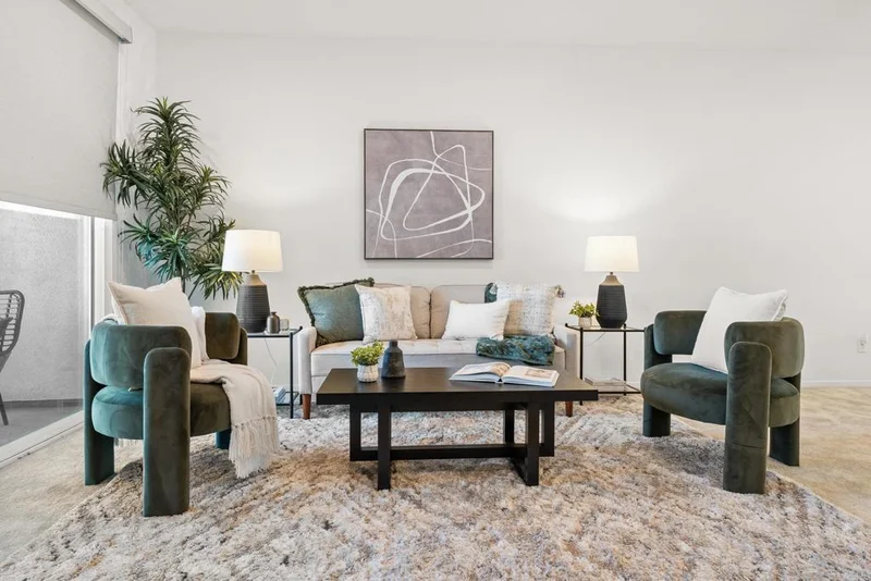 2310 Stardust Gln, Escondido, CA 92025