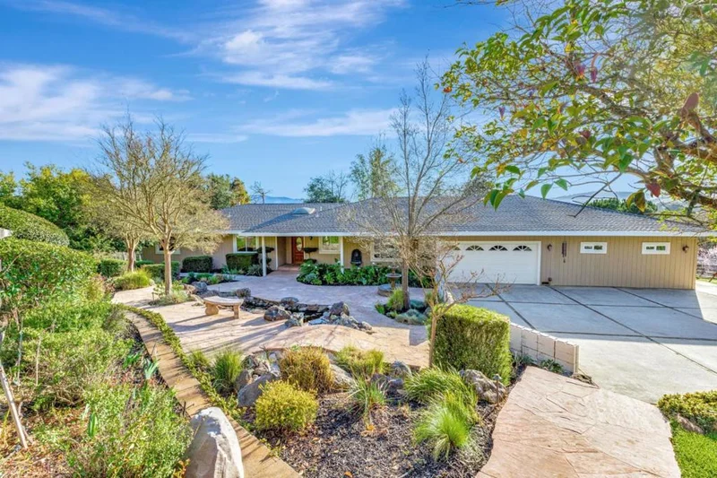 10260 Lucky Court, Gilroy, CA 95020