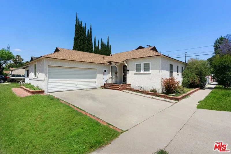 18741 Covello Street, Reseda, CA 91335