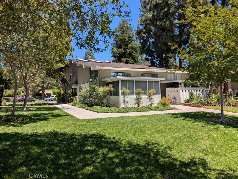 188 Avenida Majorca A, Laguna Woods, CA 92637