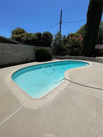 7957 Sausalito Avenue photo 2