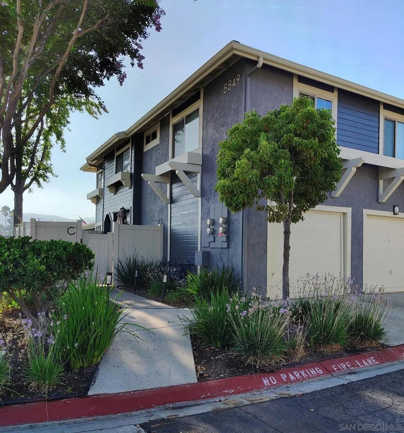 8849 Tamberly Ln C, Santee, CA 92071