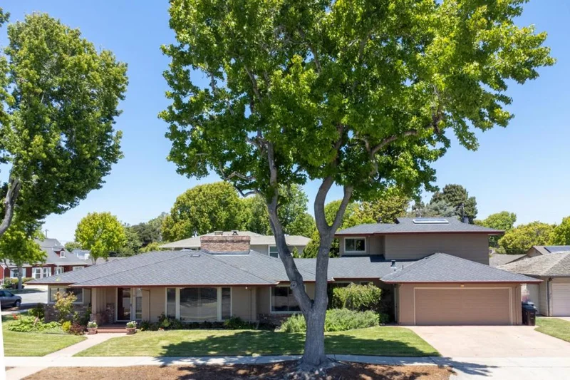 30 Santa Ana Drive, Salinas, CA 93901
