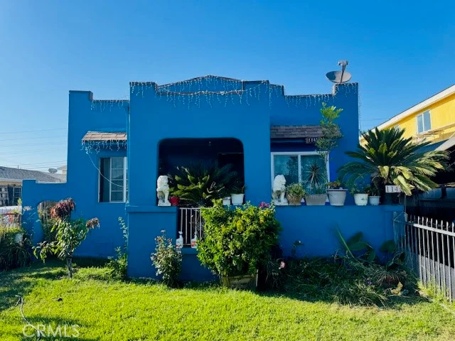 1145 E 83rd Street, Los Angeles, CA 90001