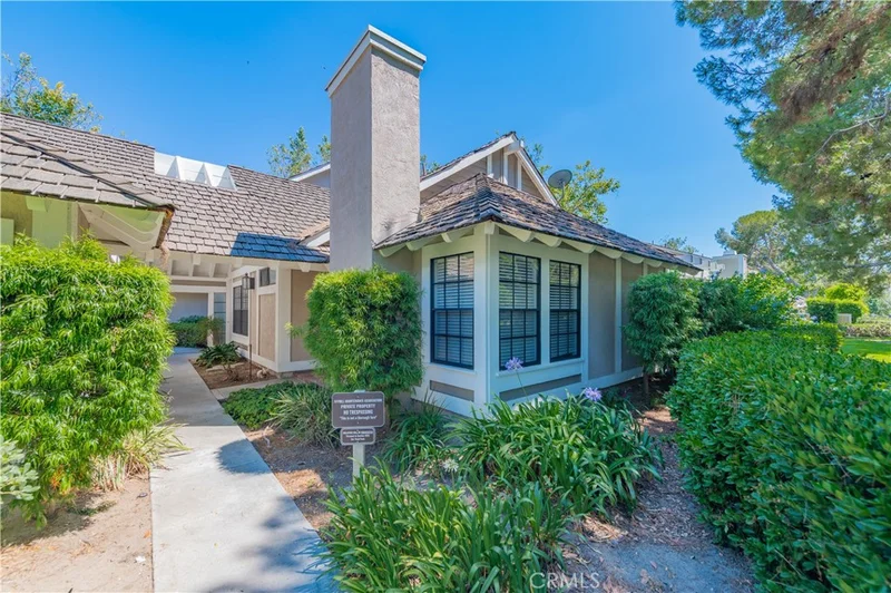 23 Thunder Trail 12, Irvine, CA 92614