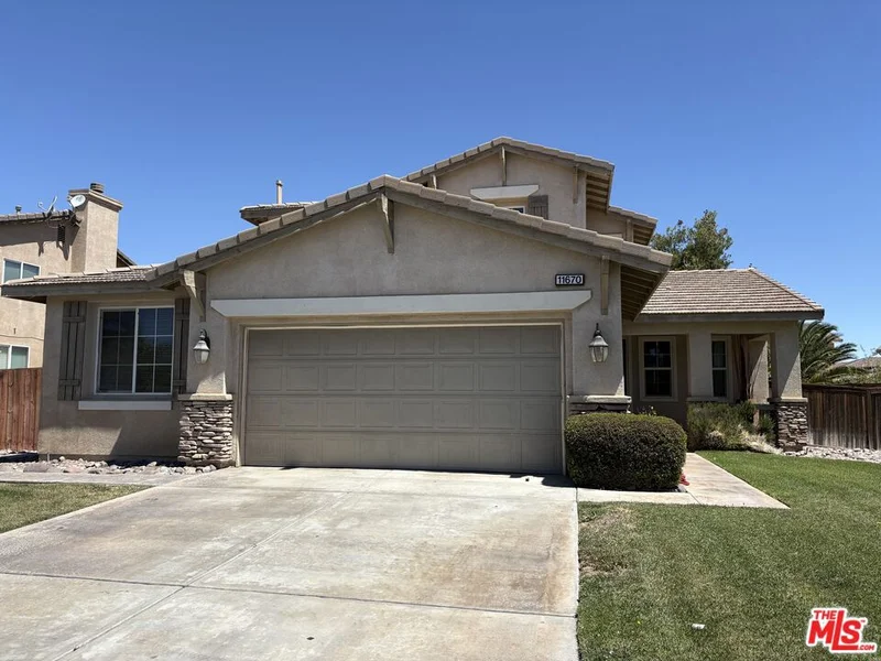 11670 Villa Street, Adelanto, CA 92301