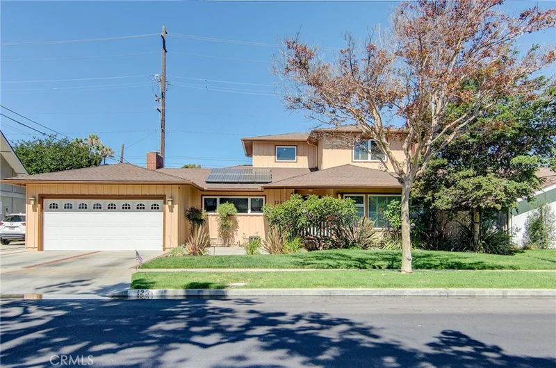 1251 Hackett Avenue, Long Beach, CA 90815