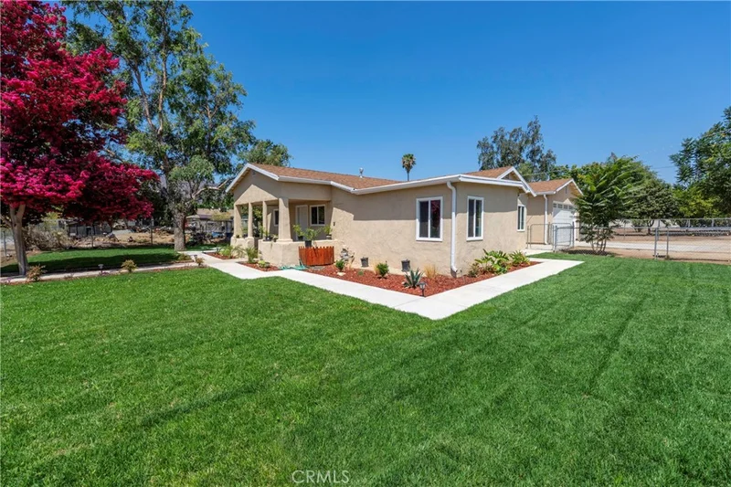11267 Huguley Drive, Riverside, CA 92505