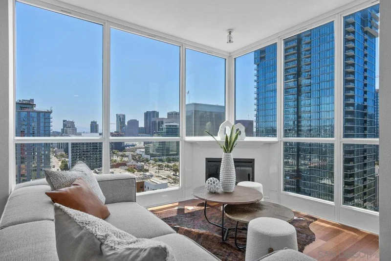300 W Beech St 1909, San Diego, CA 92101