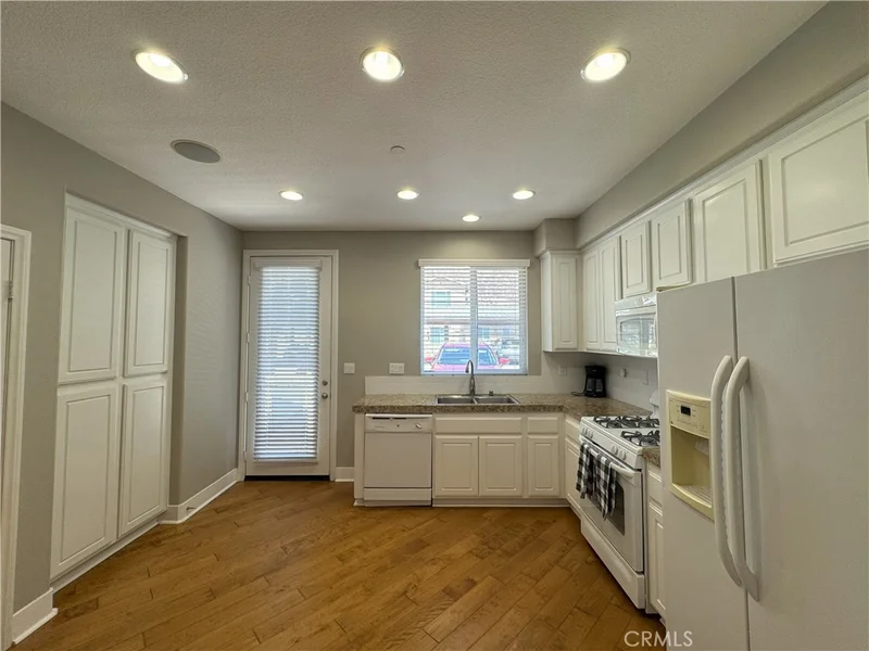 896 Poppyseed Way 108, Hemet, CA 92545