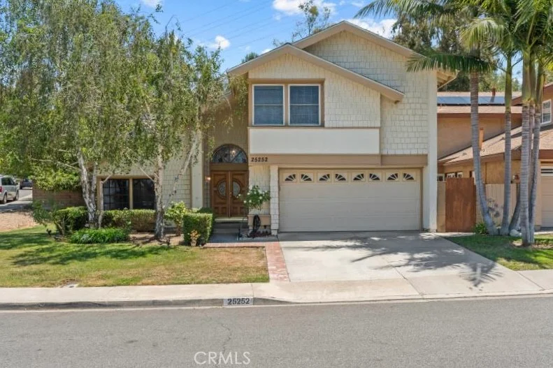 25252 Calero Avenue, Laguna Hills, CA 92653