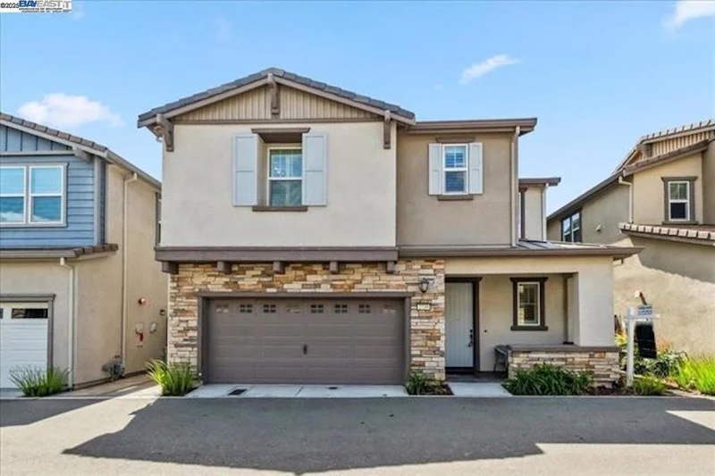 2735 Randall Loop, Dublin, CA 94568