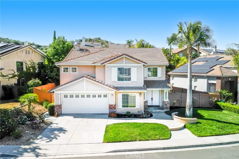 19 Bronco St, Trabuco Canyon, CA 92679