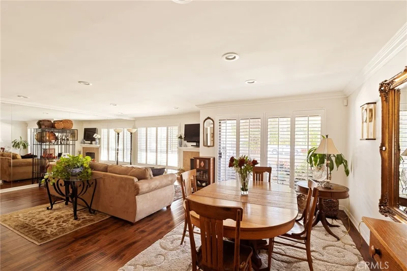 4500 Whitsett Avenue 5, Studio City, CA 91604