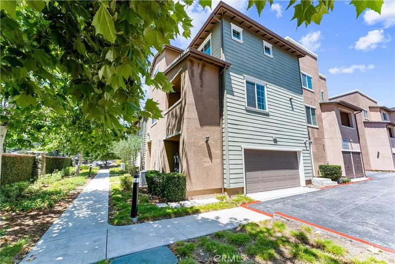 1166 Newberry Lane 1, Claremont, CA 91711
