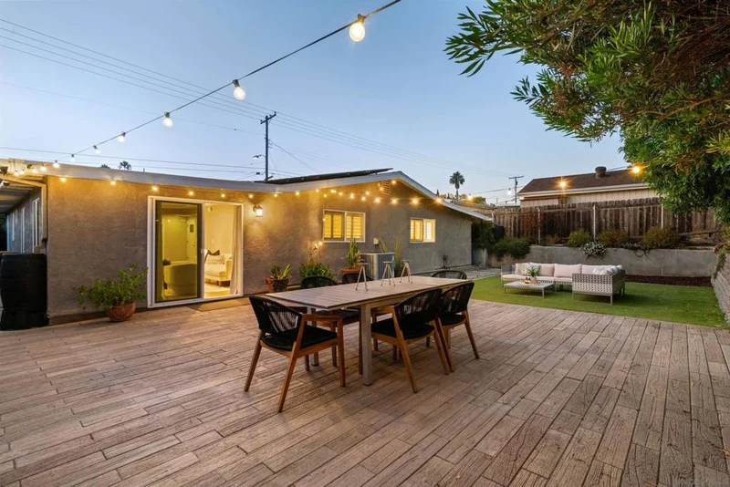 4517 Lyric Ln, San Diego, CA 92117