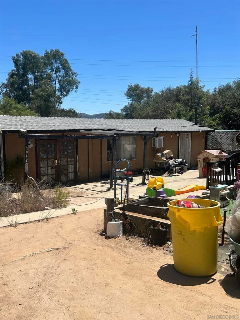 10482 Tatas Pl, Escondido, CA 92026