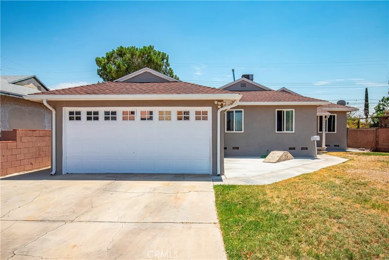 45532 Elm Avenue, Lancaster, CA 93534