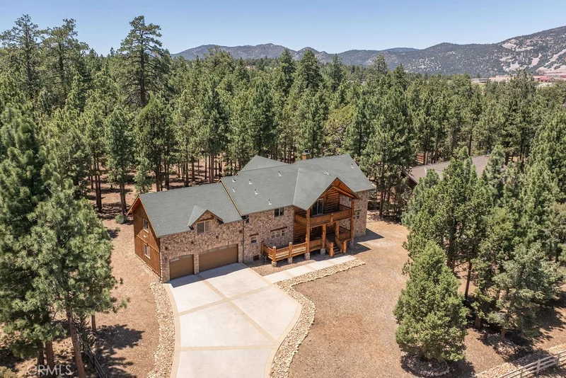 625 Cedar Glen Drive, Big Bear City, CA 92314