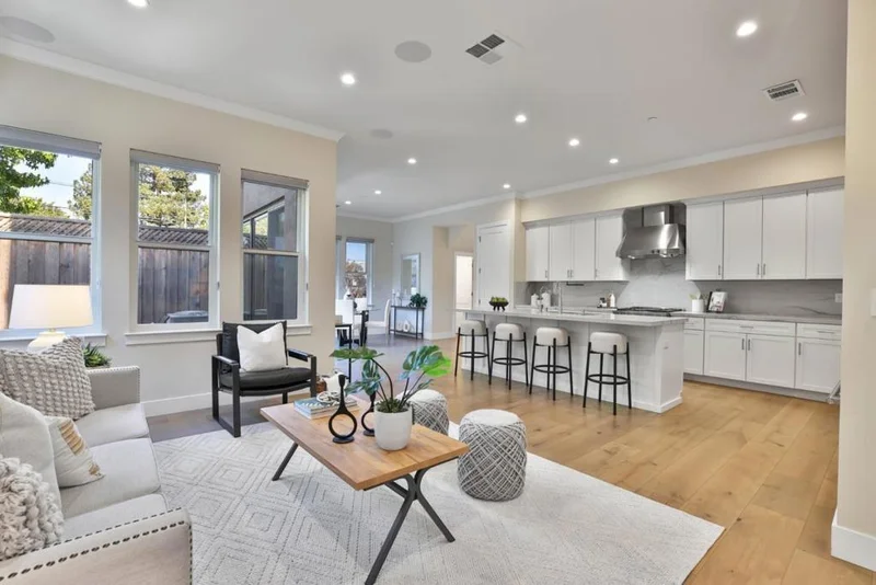 102 Hildebrand Drive, Los Gatos, CA 95032