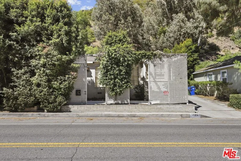 1006 N Beverly Glen Boulevard, Los Angeles, CA 90077