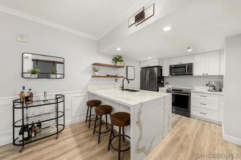 425 W Beech St 337, San Diego, CA 92101