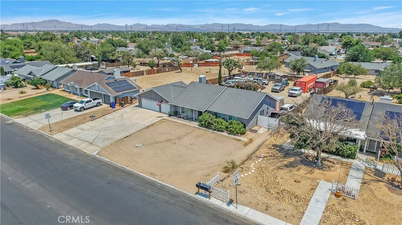 11347 Topaz Road, Victorville, CA 92392