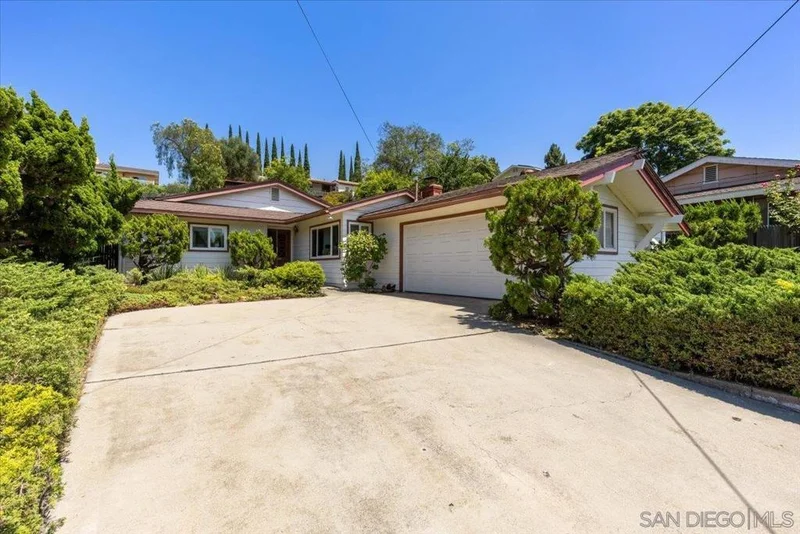 4621 Miramonte, La Mesa, CA 91941