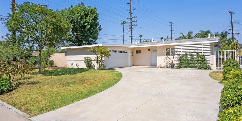 10002 Perdido Street, Anaheim, CA 92804