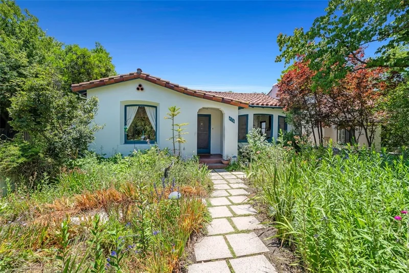 456 Baughman Avenue, Claremont, CA 91711