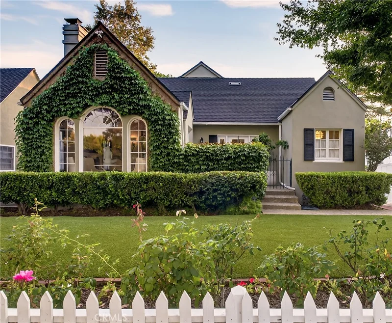 115 Annandale Road, Pasadena, CA 91105