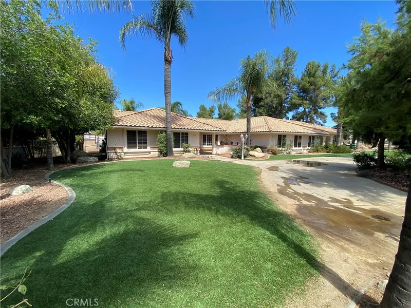25381 Charina Lane, Homeland, CA 92548