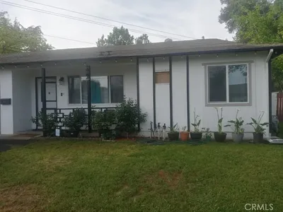 2140 Woodlawn Drive