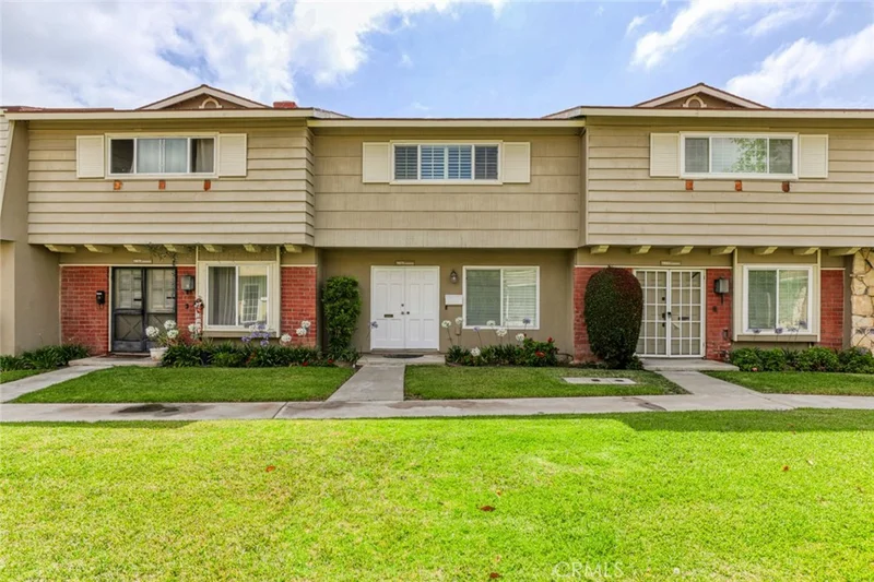11879 Sungrove Circle, Garden Grove, CA 92840