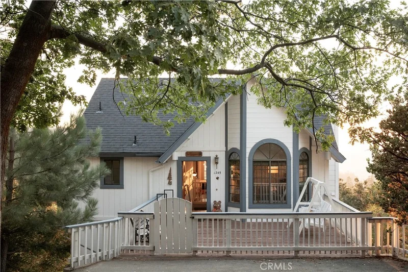 1245 Evergreen Lane, Lake Arrowhead, CA 92352