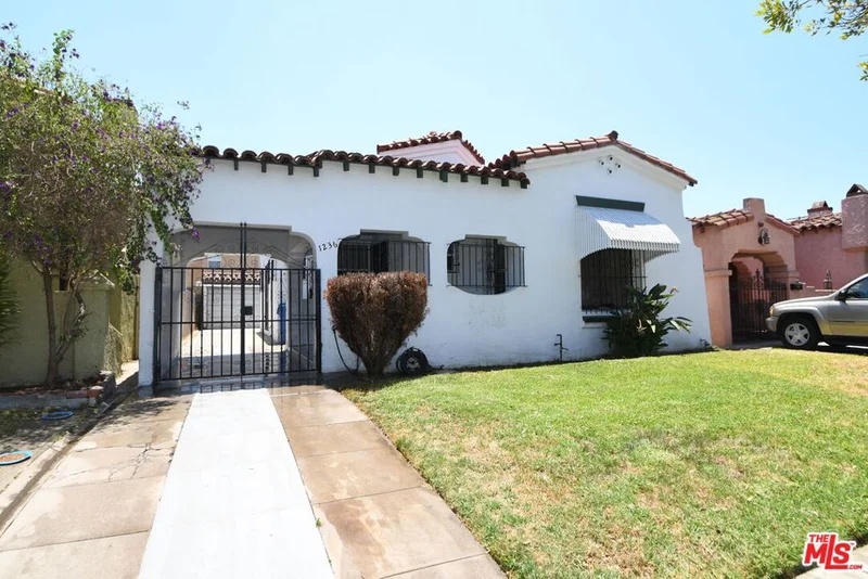1236 W 81st Place, Los Angeles, CA 90044