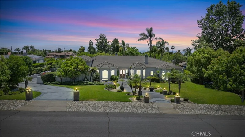 1032 Amarillo Drive, Claremont, CA 91711
