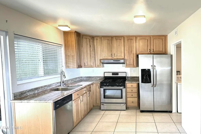 463 Serento Circle, Thousand Oaks, CA 91360
