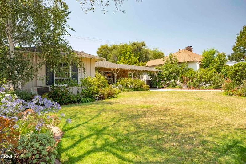 432 Oliveta Place, La Canada Flintridge, CA 91011