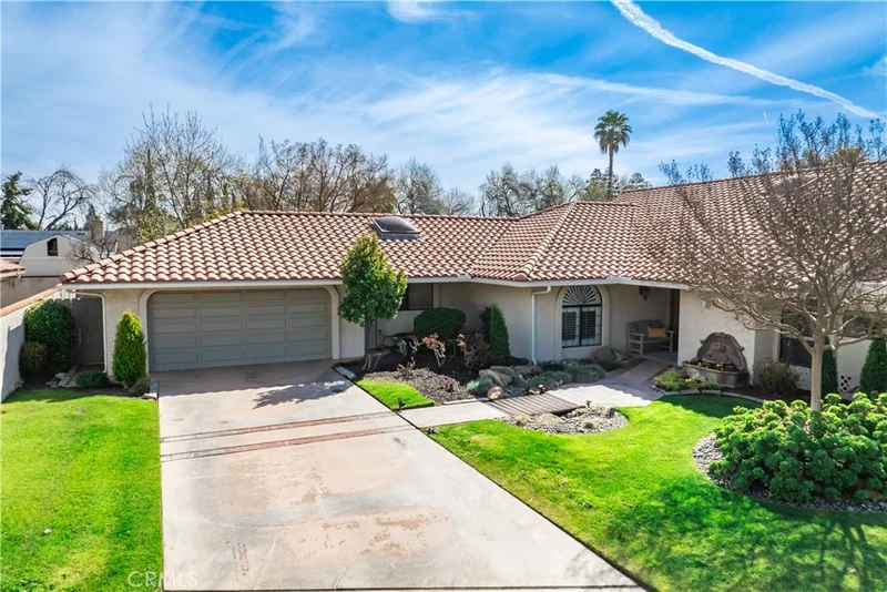 26 Seasons Court, Madera, CA 93637