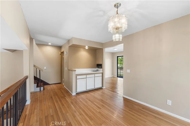 22525 Sherman Way 1201, West Hills, CA 91307