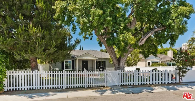 12427 Landale Street, Studio City, CA 91604