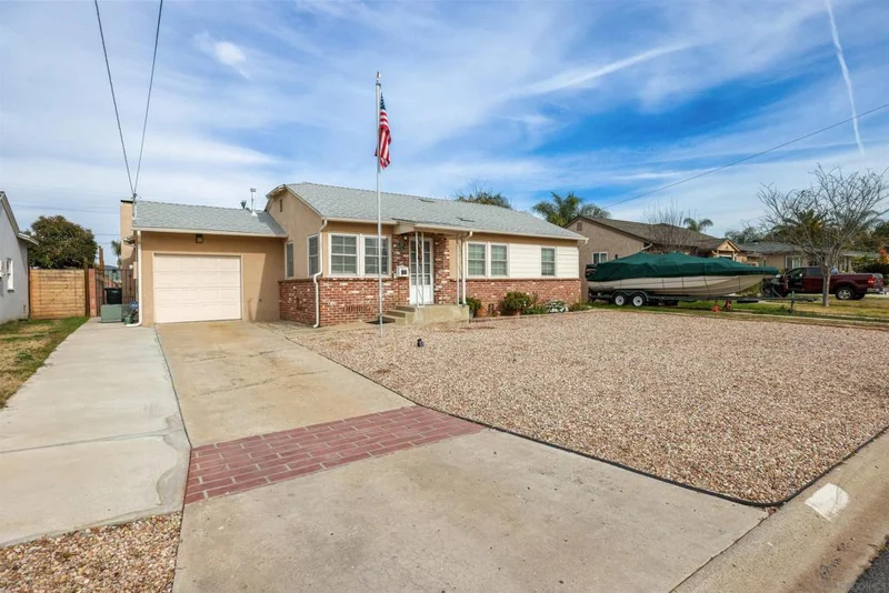 1244 Andover Rd, El Cajon, CA 92019