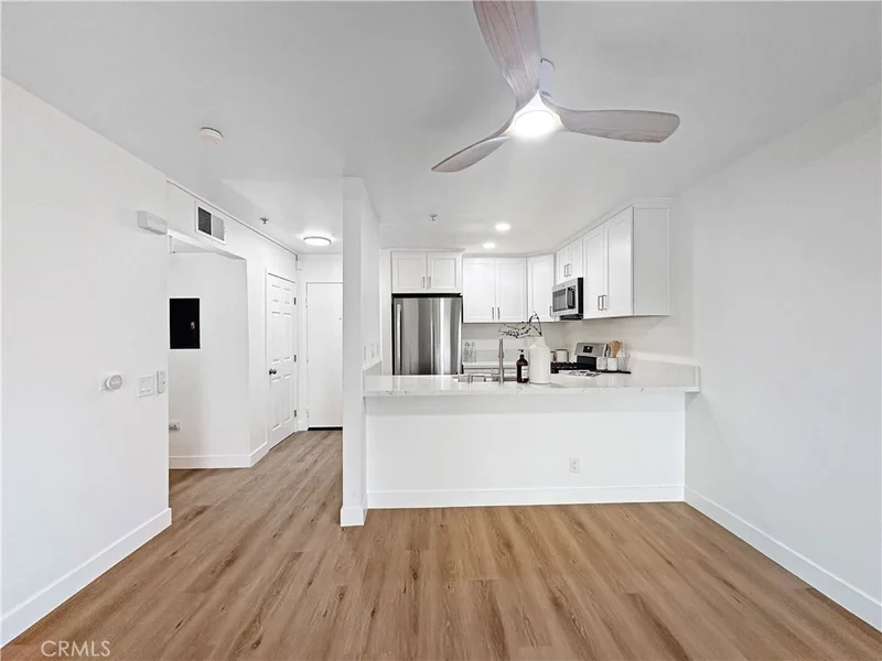 450 E 4th Street 110, Santa Ana, CA 92701